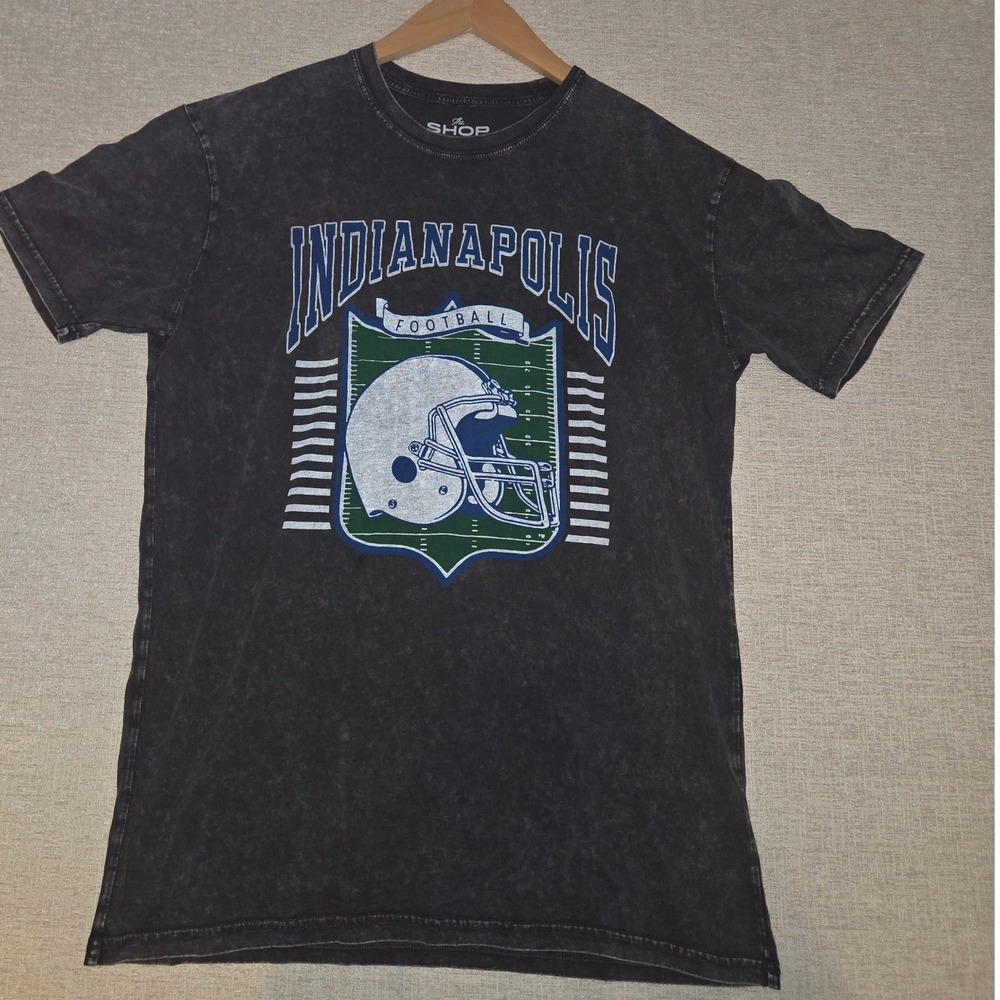 The Shop Indy Indianapolis Football Graphic T-Shirt Acid Wash Charcoal Mens L